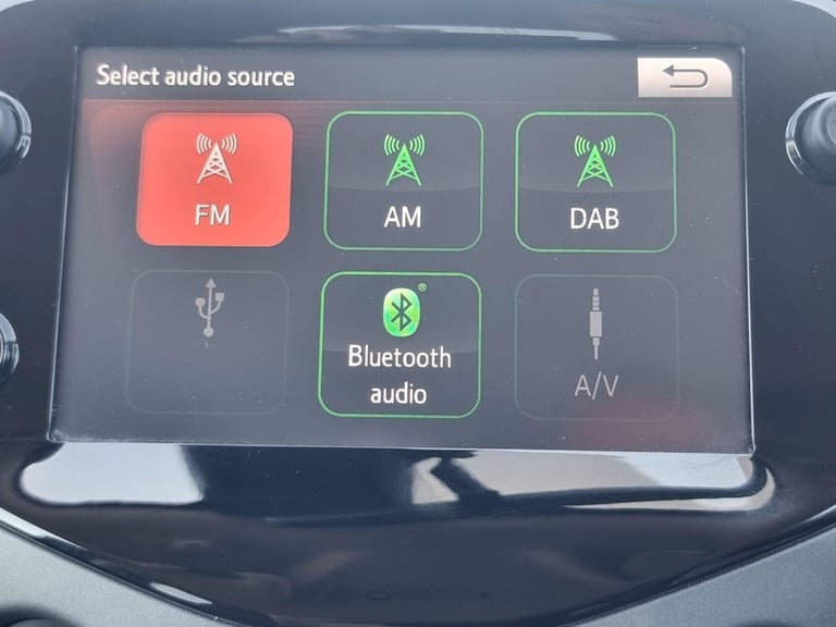 2018 Toyota AYGO 1.0 VVT-i x-clusiv Euro 6 5dr (Safety Sense) HATCHBACK Petrol Manual