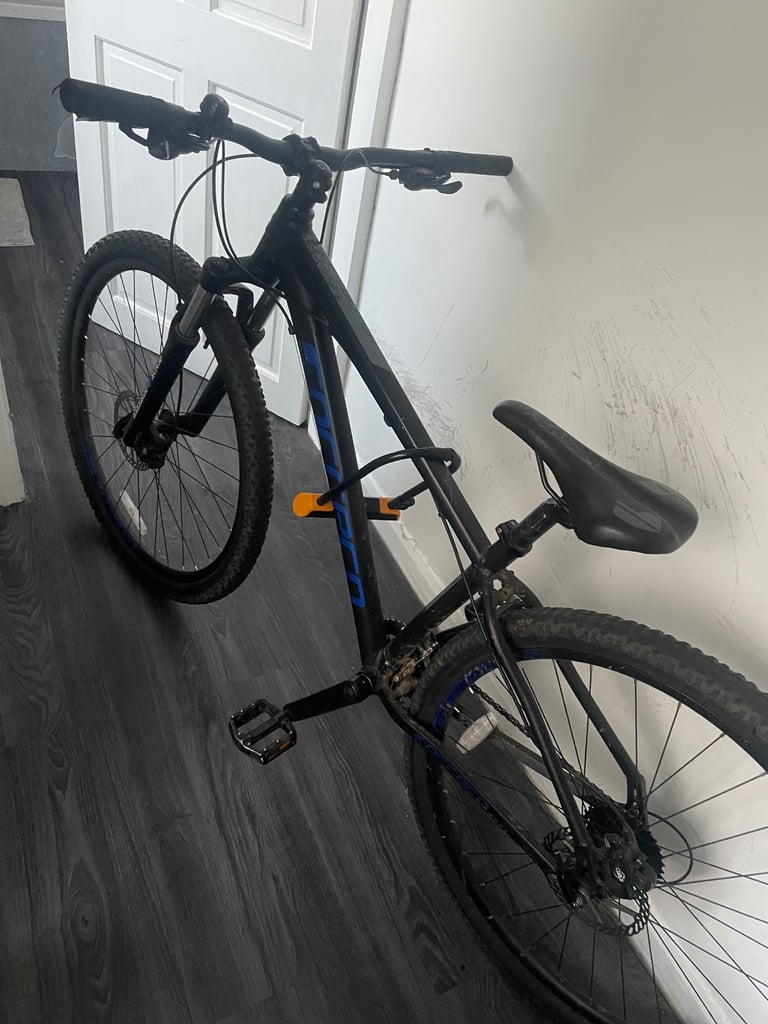 Carrera hellcat 29 mountain bike 