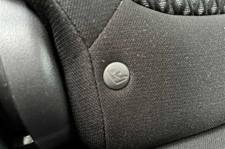 2020 Mitsubishi Outlander 2.0 MIVEC Design SUV 5dr Petrol CVT 4WD Euro 6 (s/s) (150 ps) SUV Petro...