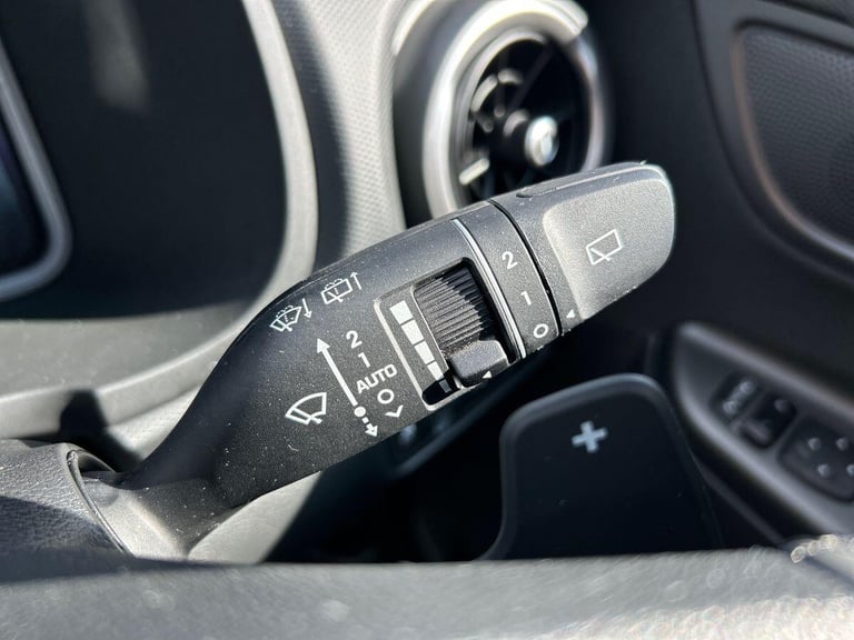 2021 Hyundai KONA 1.6 h-GDi Premium SUV 5dr Petrol Hybrid DCT Euro 6 (s/s) (141 ps) SUV PETROL/EL...