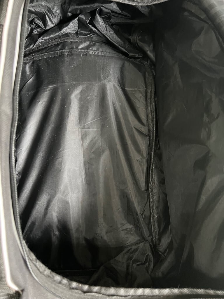 ISLERO MMA SPORTS KIT BAG