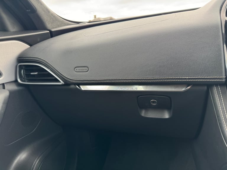 2019 Jaguar F-Pace 2.0d R-Sport 5dr Auto ESTATE DIESEL Automatic