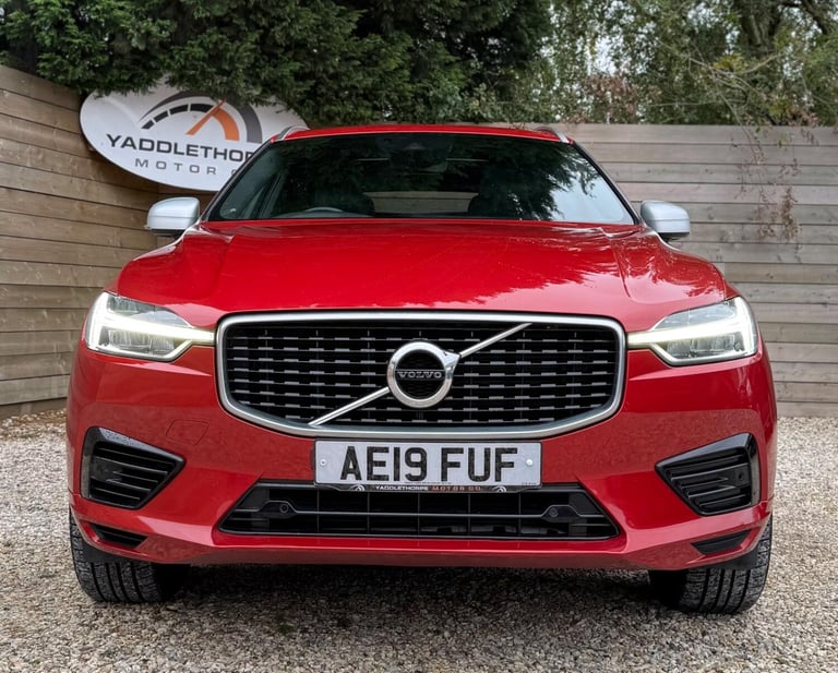 VOLVO XC60 2.0 R-Design T8 Twin Engine AWD 2019