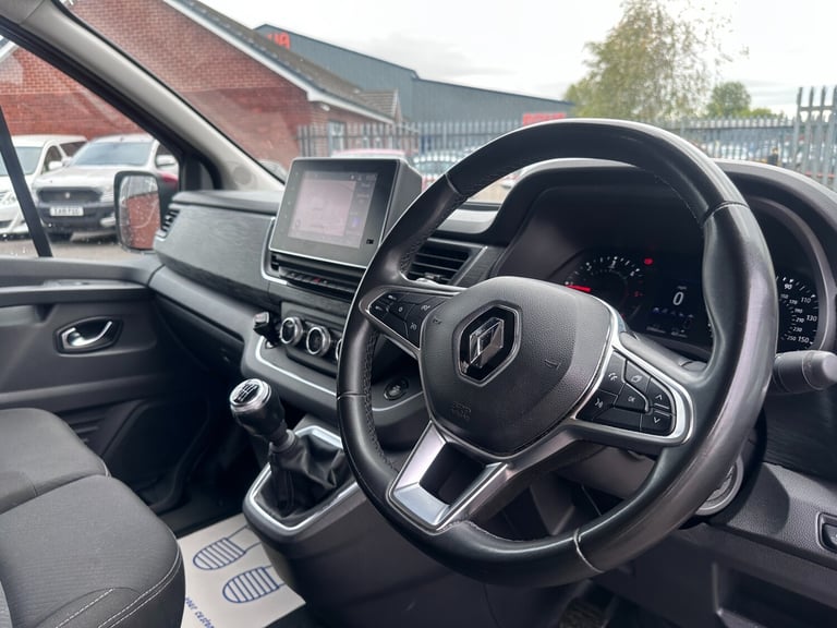 2023 Renault Trafic 2.0 dCi Blue LL30 Sport+ Crew Van Double Cab 150ps