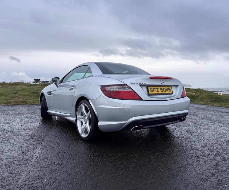 Mercedes-Benz, SLK200, AMG Sport Pack, Convertible, 2011, Semi-Auto, 1796 (cc), 2 doors