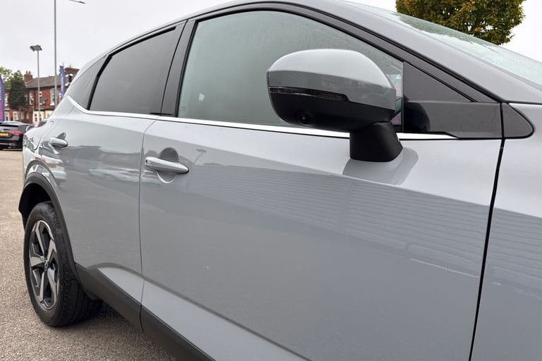 2022 Nissan Qashqai 1.3 DIG-T MHEV N-Connecta XTRON Euro 6 (s/s) 5dr SUV PETROL Automatic