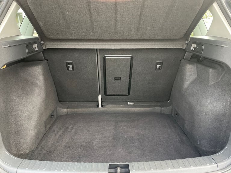 2022 SEAT Ateca Ateca 1.5 TSI EVO SE Technology 5Dr Estate Hatchback Petrol Manual