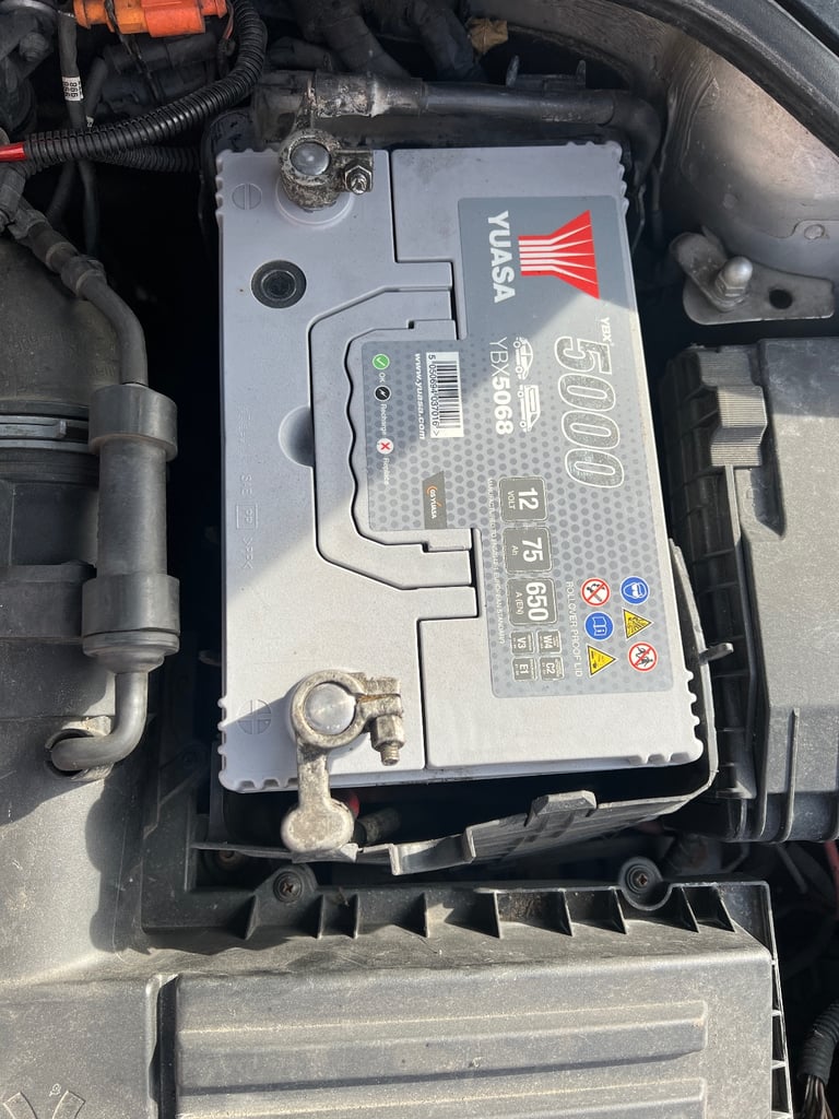 Skoda, SUPERB, Hatchback, 2009, Semi-Auto, 1968 (cc), 5 doors