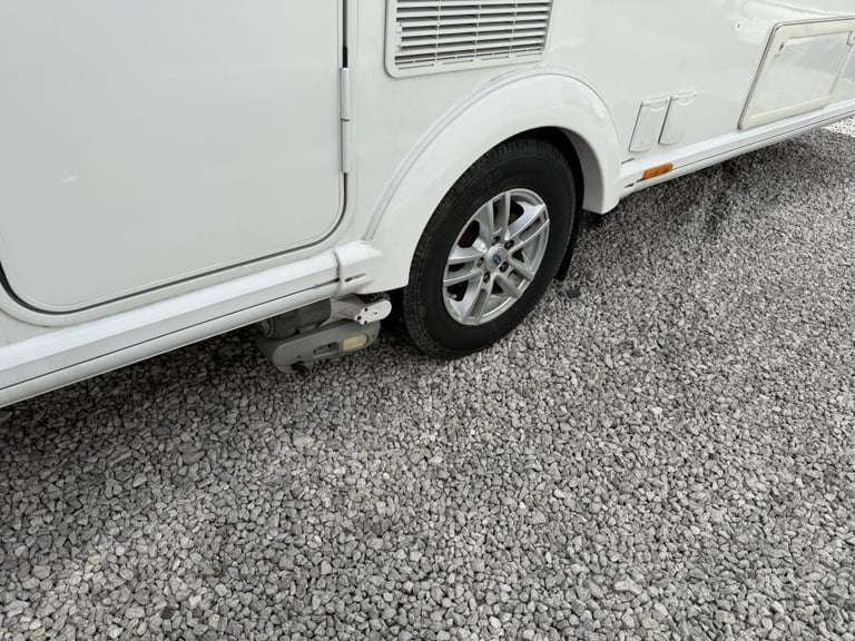 2016 BAILEY PEGASUS RIMINI 4 Berth fixed single beds