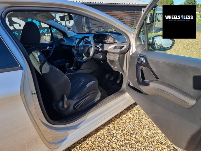 2014 Peugeot 208 1.0 VTi Active Euro 5 3dr Hatchback Petrol Manual