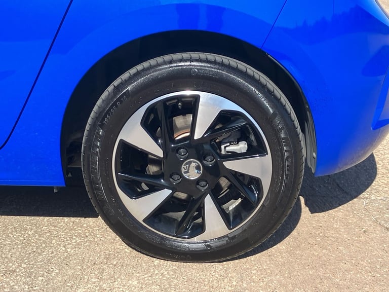 2024 Vauxhall Corsa 100kW Design 50kWh 5dr Auto Hatchback Electric Automatic