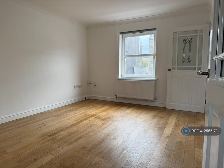 3 bedroom house in Grove Road, Pontardawe, Swansea, SA8 (3 bed) (#2665172)