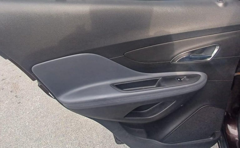 2014 Vauxhall Mokka 1.6 SE 2WD Euro 5 (s/s) 5dr HATCHBACK Petrol Manual