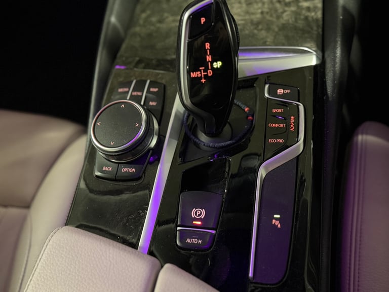 BMW, 5 SERIES, Saloon, 2018, Semi-Auto, 2998 (cc), 4 doors