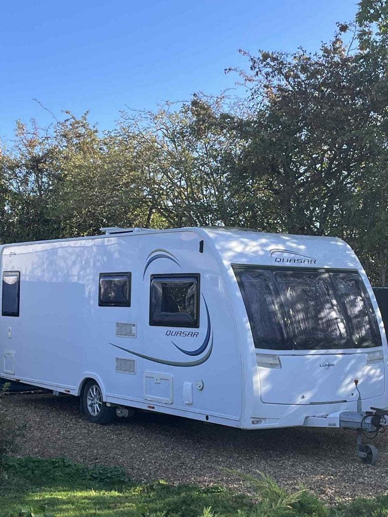Lunar quaser 4 berth fix bed end washroom 2015