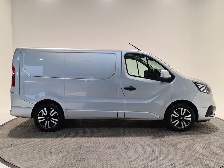 2022 Renault Trafic 2.0 DCI BLUE SL28 SPORT+ L1 H1 150 BHP SWB Panel Van Diesel Manual