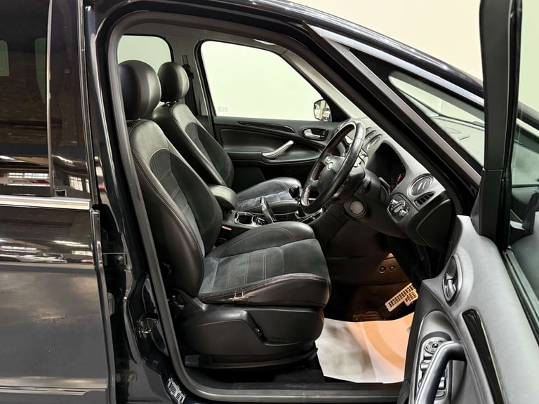 2010 Ford S-Max 2.0 TDCi Titanium X Sport Euro 5 5dr MPV Diesel Manual