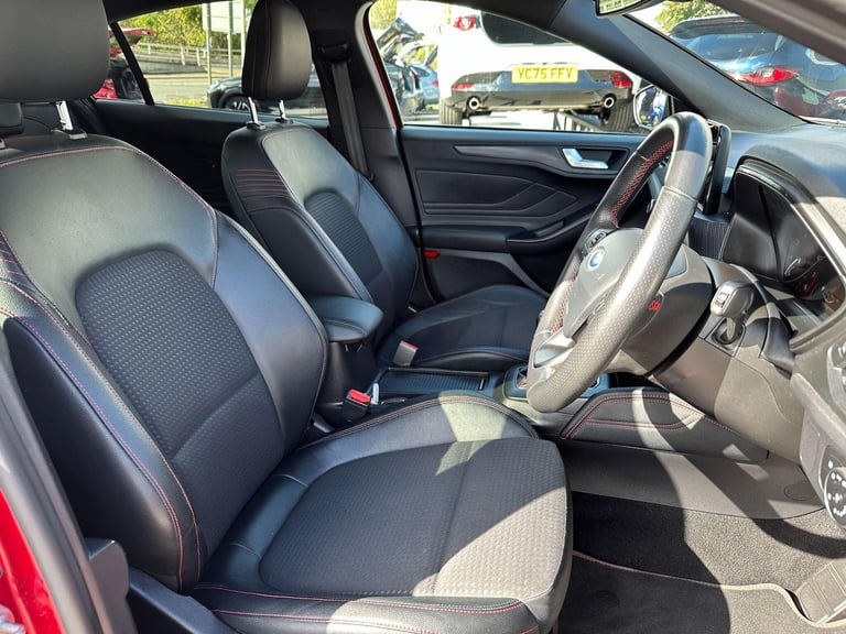 2019 Ford Focus 1.0T EcoBoost ST-Line X Hatchback 5dr Petrol Manual Euro 6 (s/s) (125 ps) HATCHBA...
