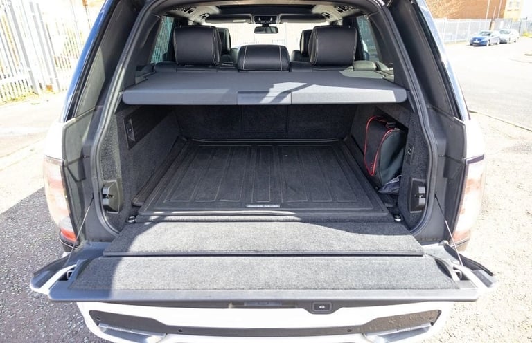 RANGE ROVER VOGUE AUTOBIOGRAPHY 4.4 SDV8 GENUINE OVERFINCH LOW MILES ONE OWNER 
