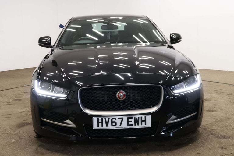 2017 Jaguar XE 2.0 XE R-Sport D 4dr Saloon Diesel Manual