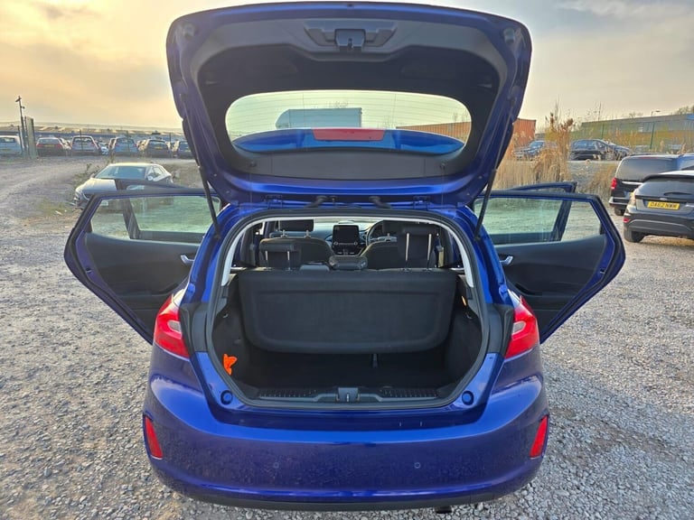 2018 Ford Fiesta 1.0T EcoBoost Zetec Auto Euro 6 (s/s) 5dr Hatchback Petrol Automatic