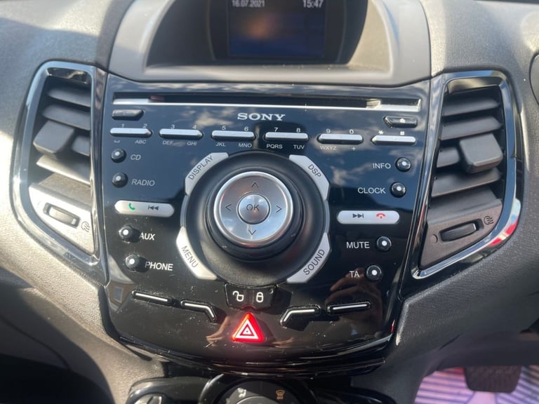 2016 Ford Fiesta 1.0T EcoBoost Titanium Hatchback 5dr Petrol Powershift Euro 6 (100 ps) Hatchback...