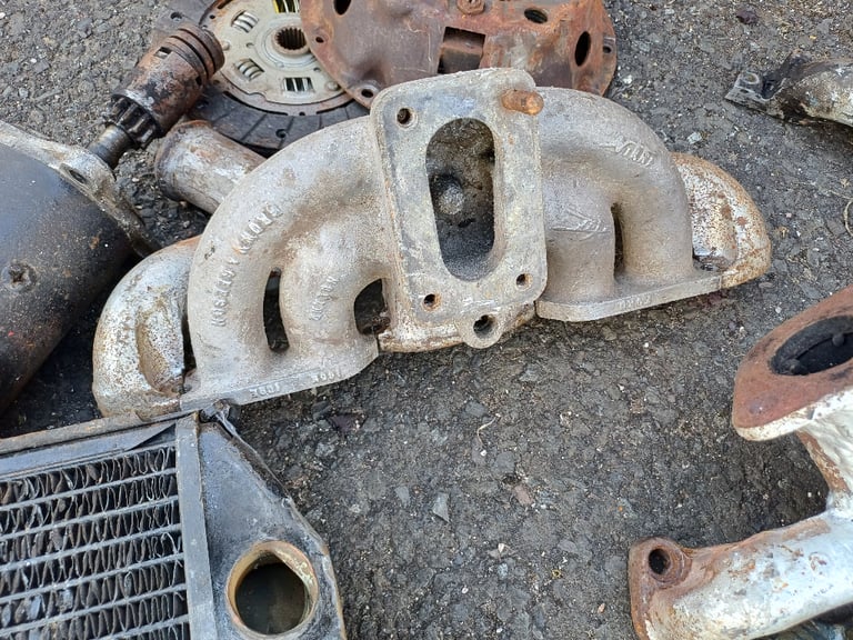 Ford anglia 105e engine and gearbox 