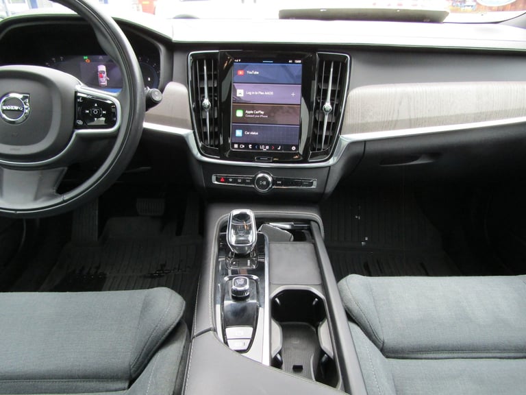 2022 Volvo V90 2.0 B4 MHEV INSCRIPTION AUTO EURO 6 (s/s) ESTATE 5DR PETROL LHD UK REG Estate Petr...