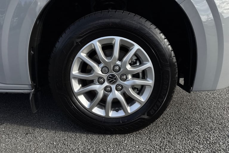 2025 Volkswagen Transporter T28 Panel Van Commerce Pro SWB 110 PS 2.0 TDI 6sp Manual -  Camper Sp...