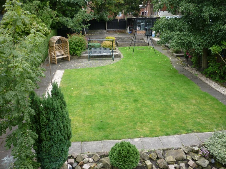 DOUBLE ROOM IN B20 3RN ALL BILLS INC 