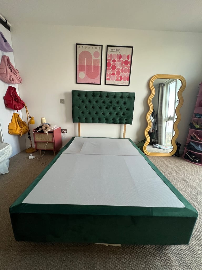 4FT 6 Double bed Divan frame no mattress - CASH IN HAND
