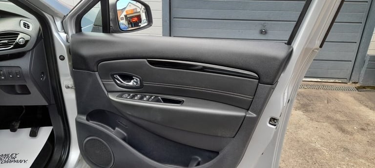 2015 Renault Scenic 1.5 dCi ENERGY Dynamique TomTom MPV 5dr Diesel Manual Euro 5 (s/s) (110 ps) M...