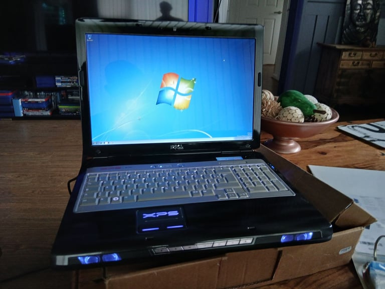 XPS 1730 RETRO LAPTOP IN MINT CONDITION 