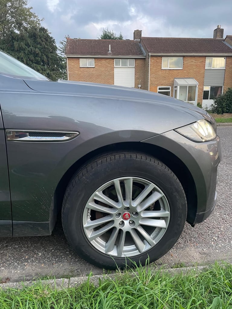 Jaguar, F-PACE, Portfolio, Diesel, 2019, 1999 (cc), 5 doors