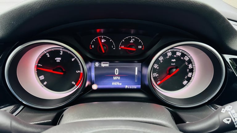 2017 Vauxhall Insignia SRI NAV 5-Door Diesel
