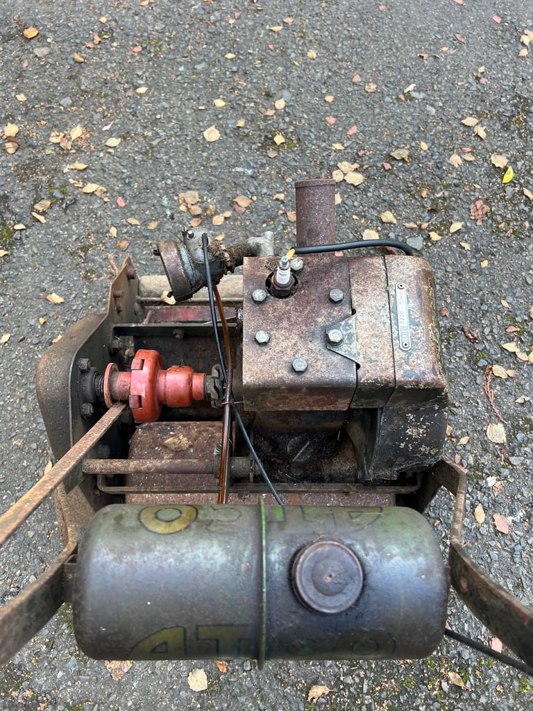 2 x Atco Vintage Lawn Trimmers 