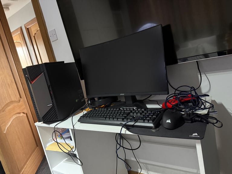 image for Pc set up for sale 