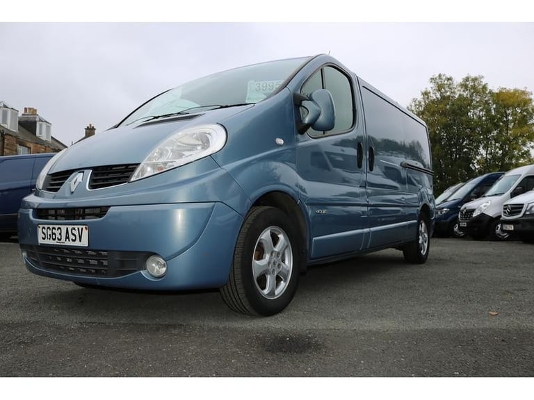 2013 RENAULT TRAFIC LWB *NO VAT* SPORT EXCELLENT CONDITION YEARS MOT vivaro