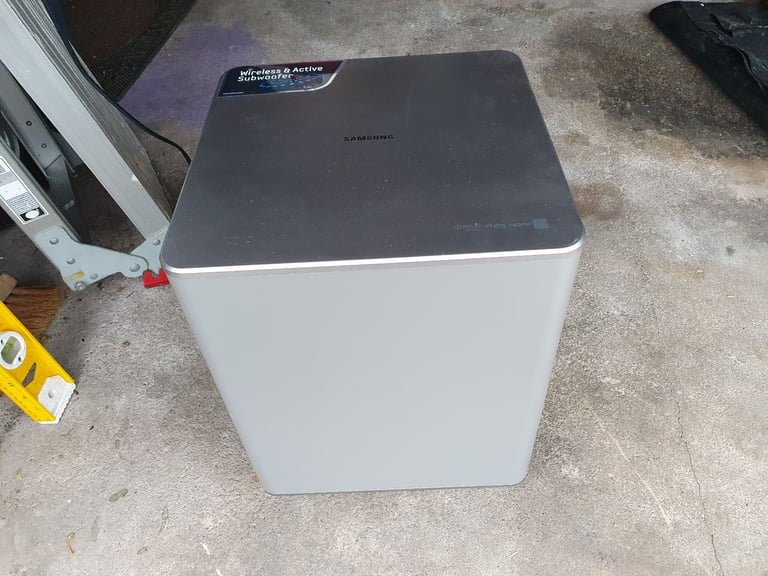 Samsung PS-WH7501 Subwoofer Only Biggest Sub By Samsung Wireless.