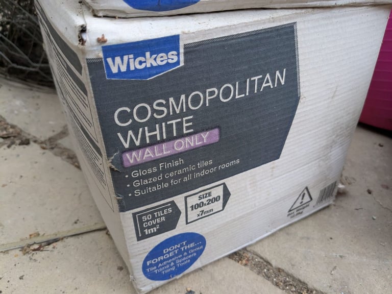 White wall tiles | in Stowmarket, Suffolk | Gumtree