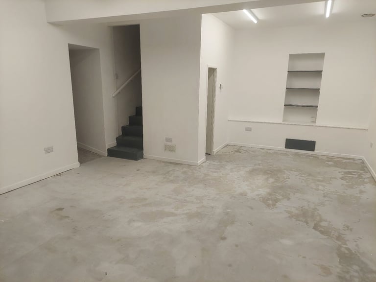 Commercial Property to Let