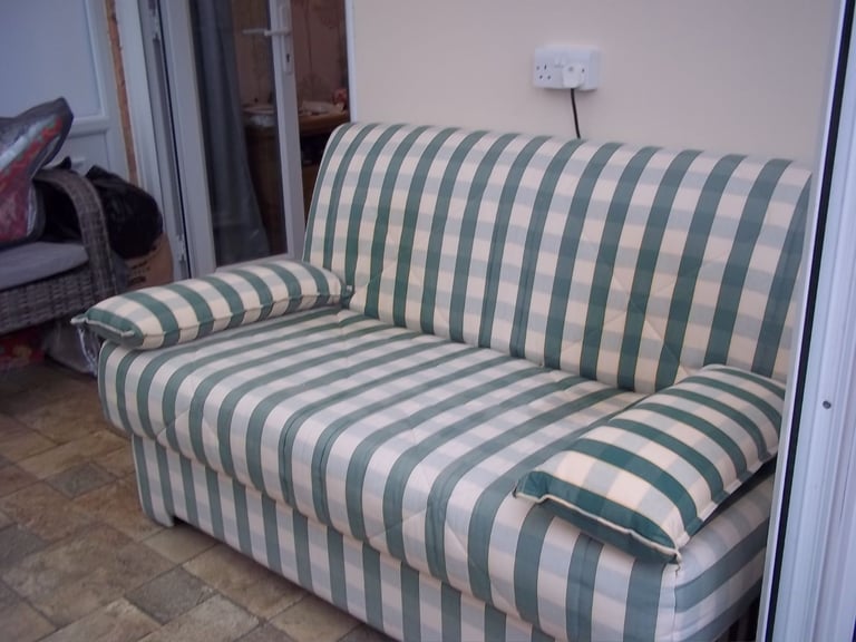 Bed Settee