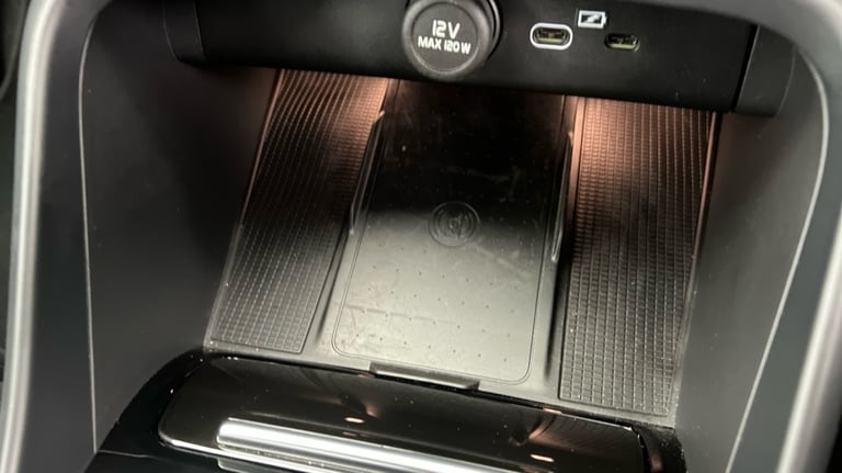 2024 Volvo XC40 Plus, B3 Mild hybrid, Petrol, Dark Estate Petrol Automatic