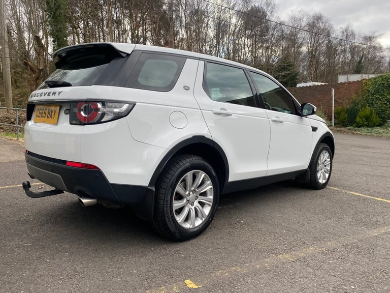2015 Land Rover Discovery Sport 2.0 TD4 180 SE Tech 5dr ESTATE Diesel Manual