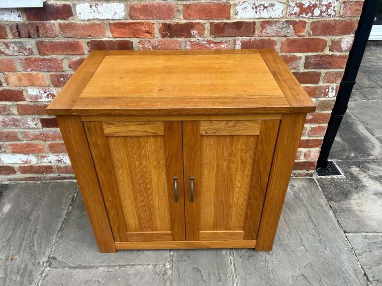 Rustic Solid Oak Computer Desk - Excellent Condition 