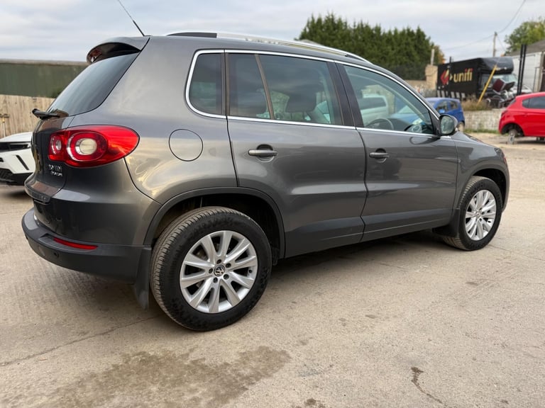 2010 Volkswagen Tiguan 2.0 TDI Match DSG 4WD Euro 5 5dr ESTATE Diesel Automatic