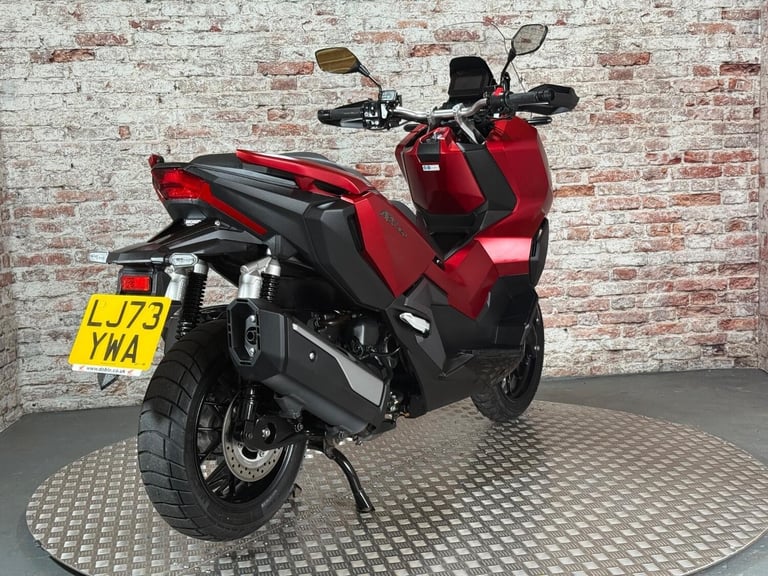 HONDA X-ADV - 2023 Petrol Automatic in Red