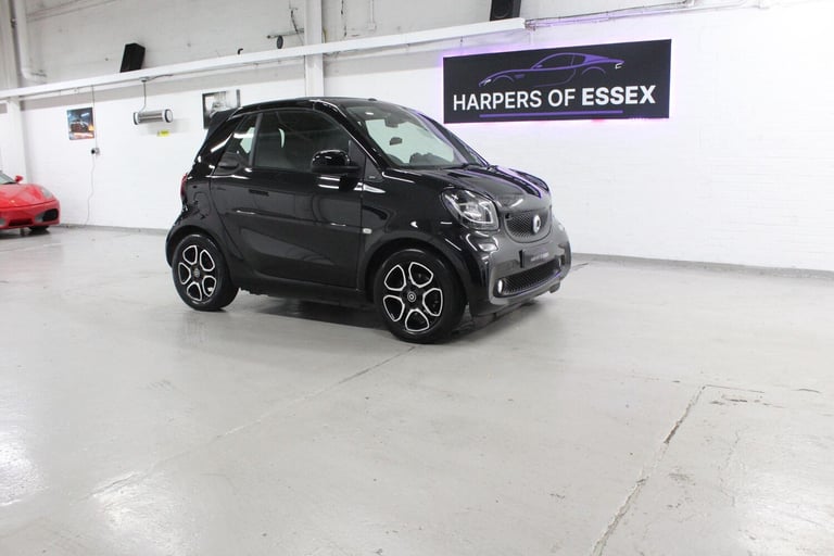 image for  smart fortwo 1.0 Prime Cabriolet Twinamic Euro 6 (s/s) 2dr Petrol Automatic