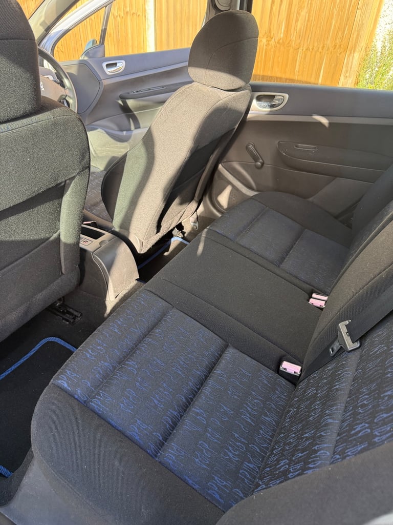 Peugeot, 307, S, Hatchback, 2004, Manual, 1587 (cc), 5 doors, 90k miles