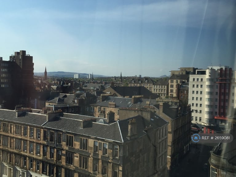 2 bedroom flat in Bath Street, Glasgow, G2 (2 bed) (#2659081)
